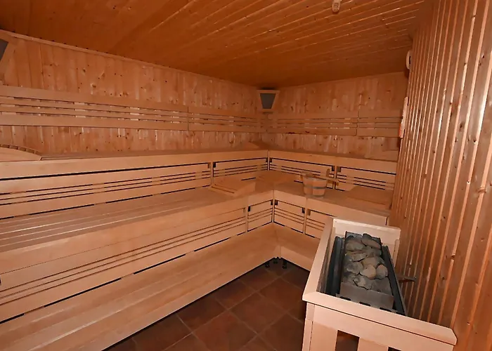 Bernstein Mare Luxor 08 Büsum